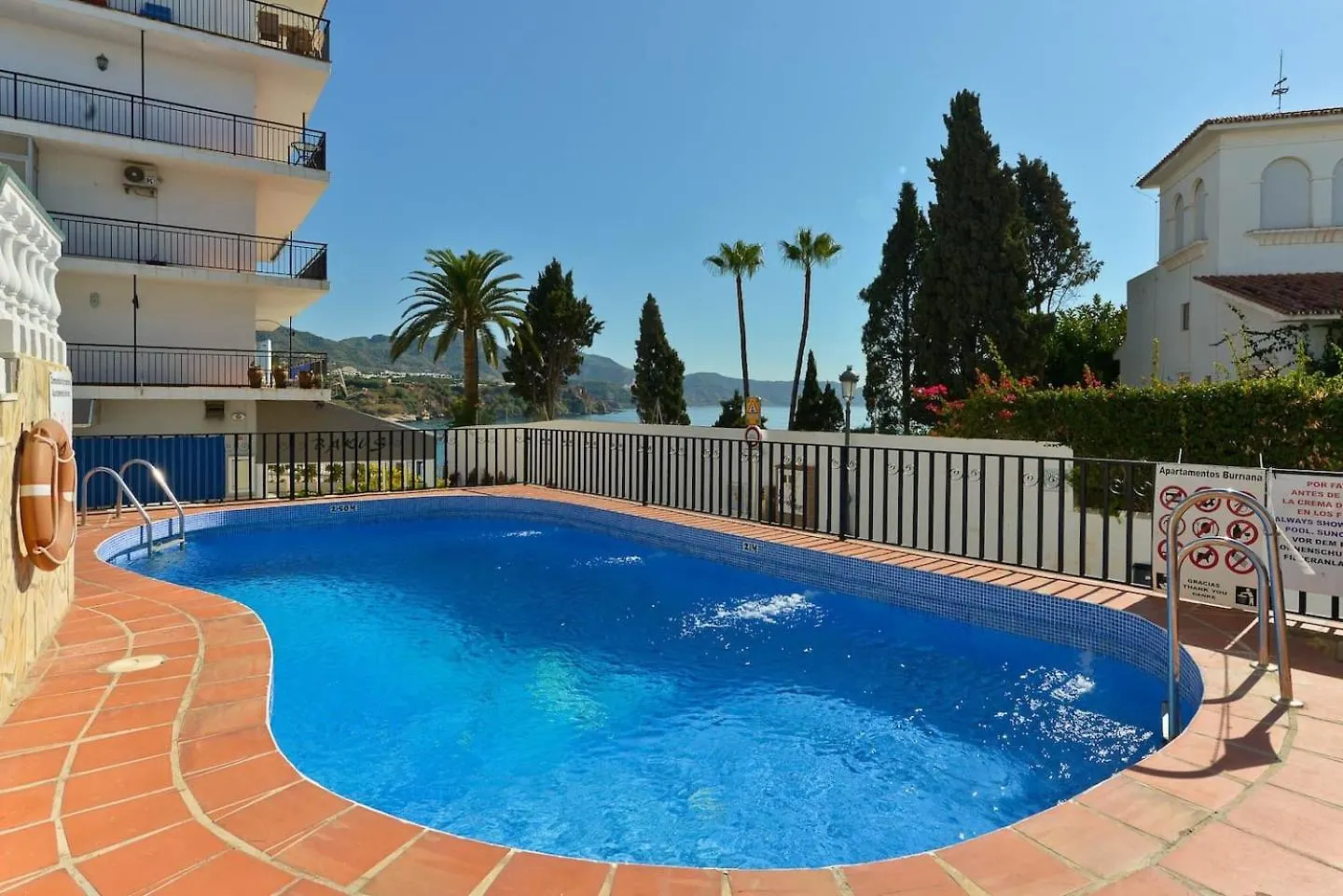 Carabeo Perla Apartment Nerja