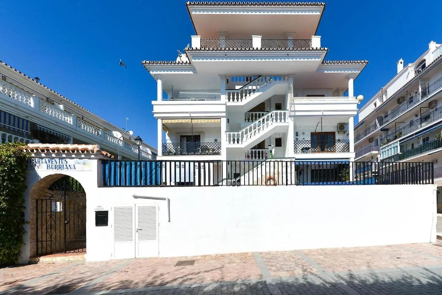 Carabeo Perla Apartment Nerja