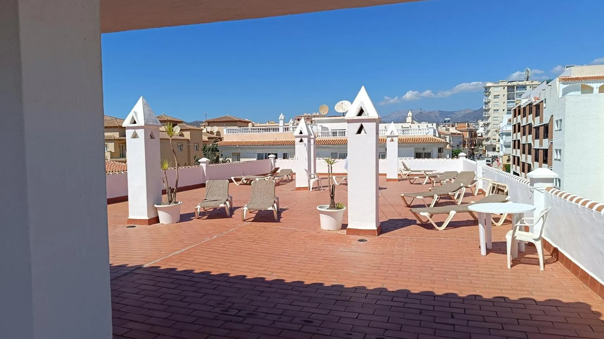 Carabeo Perla Apartment Nerja